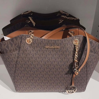 Michael Kors "jet set travel" wallet