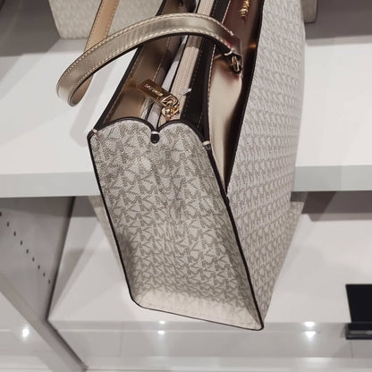 Michael Kors "Jet Set Travel" Small Wallet